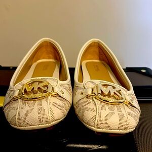 Michael Kors flats